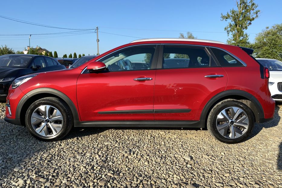 Продам Kia Niro 64кВтТепловийПідгрвсидінькерма 2021 года в Львове