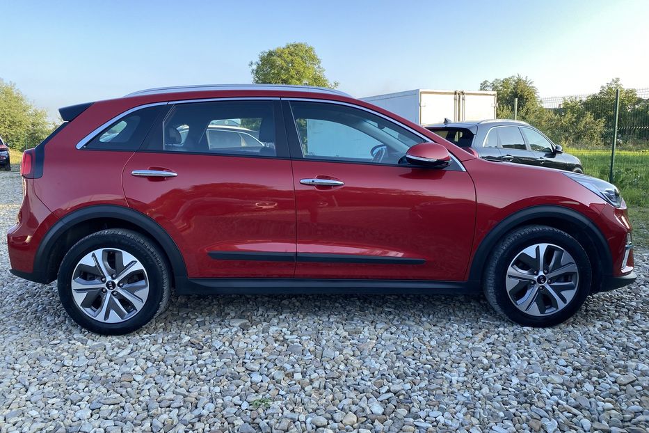 Продам Kia Niro 64кВтТепловийПідгрвсидінькерма 2021 года в Львове