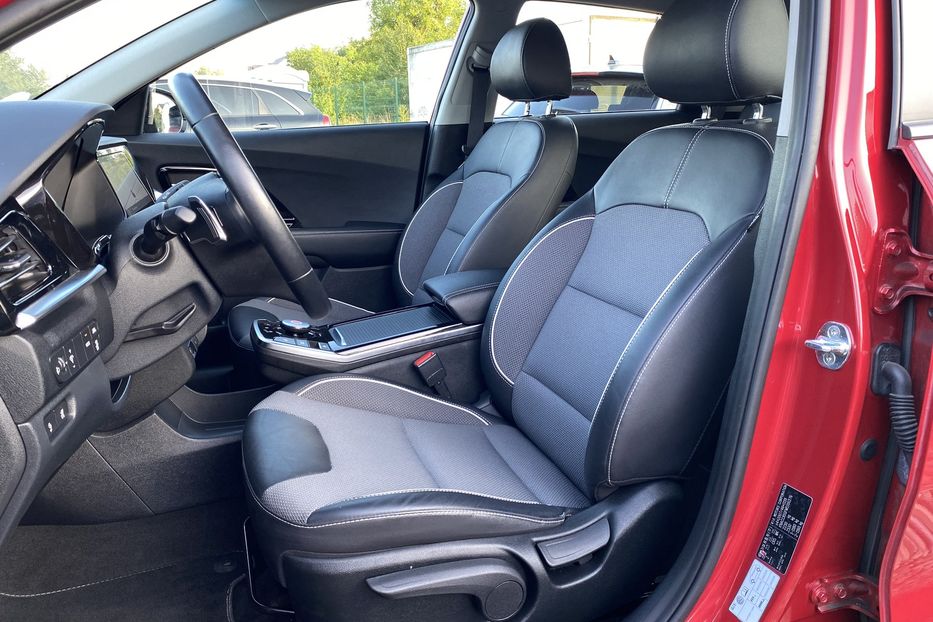 Продам Kia Niro 64кВтТепловийПідгрвсидінькерма 2021 года в Львове