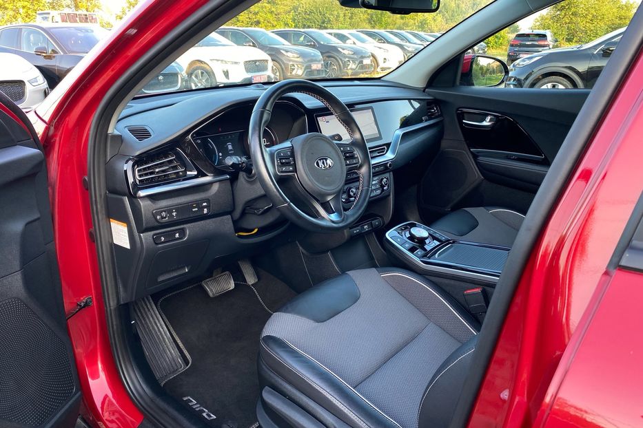 Продам Kia Niro 64кВтТепловийПідгрвсидінькерма 2021 года в Львове
