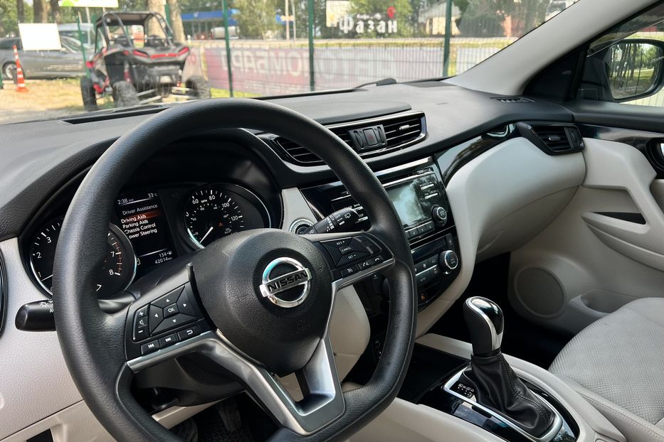 Продам Nissan Rogue SPORT (KOMIS) 2018 года в г. Умань, Черкасская область