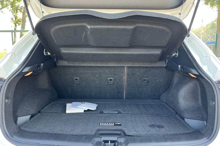 Продам Nissan Rogue SPORT (KOMIS) 2018 года в г. Умань, Черкасская область