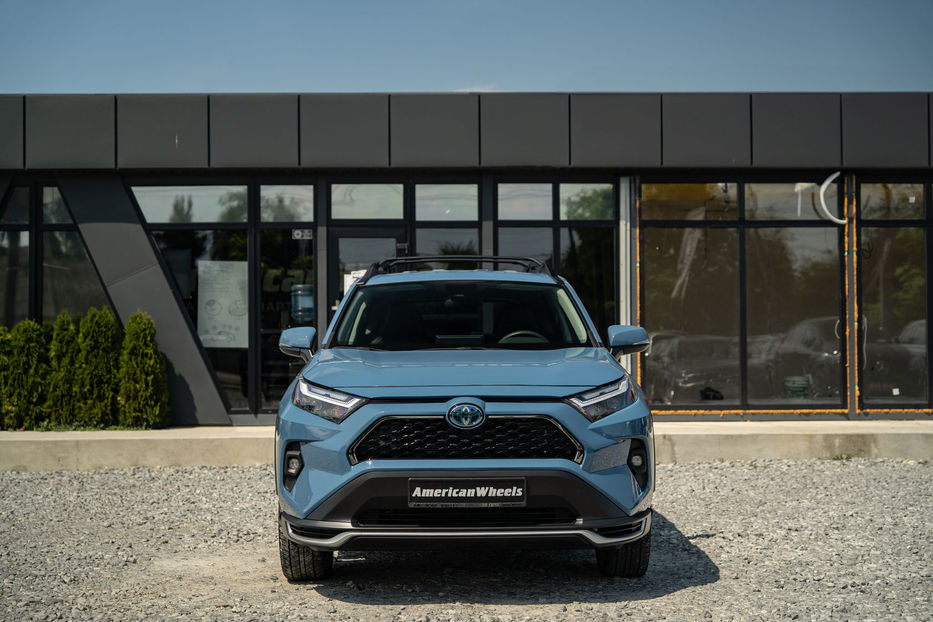 Продам Toyota Rav 4 Hybrid 2023 года в Черновцах