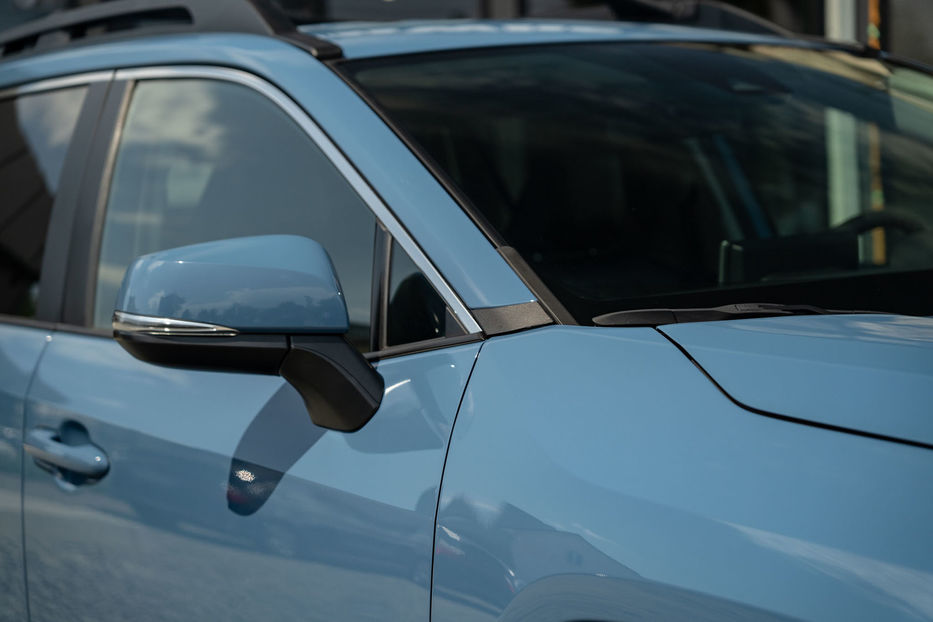 Продам Toyota Rav 4 Hybrid 2023 года в Черновцах