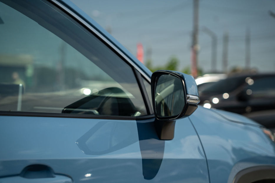 Продам Toyota Rav 4 Hybrid 2023 года в Черновцах