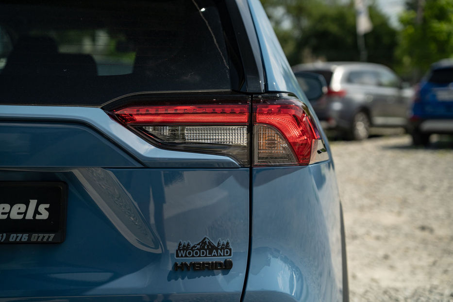 Продам Toyota Rav 4 Hybrid 2023 года в Черновцах