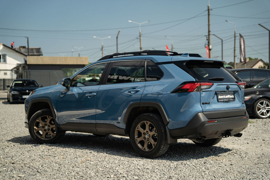 Продам Toyota Rav 4 Hybrid 2023 года в Черновцах