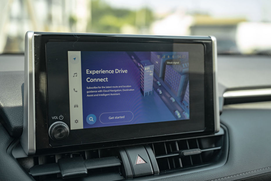 Продам Toyota Rav 4 Hybrid 2023 года в Черновцах