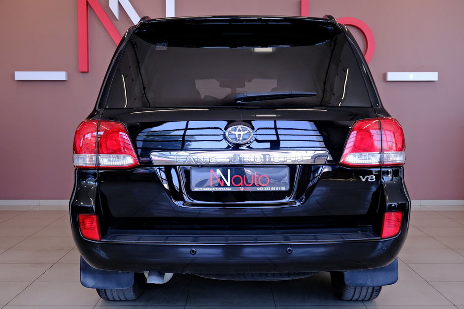 Продам Toyota Land Cruiser 200 2011 года в Одессе