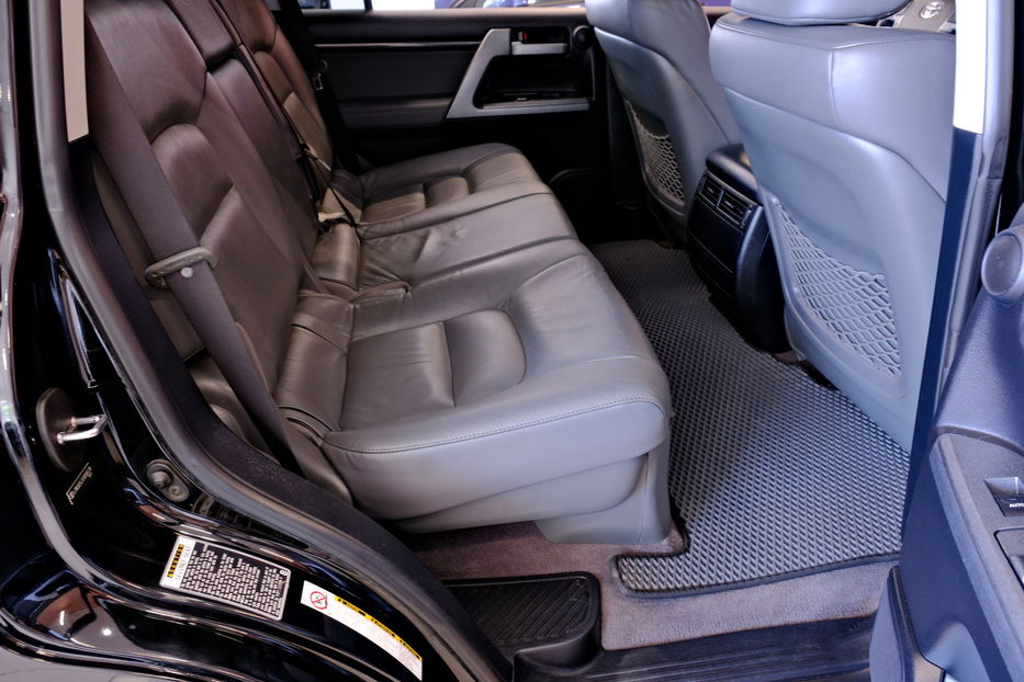 Продам Toyota Land Cruiser 200 2011 года в Одессе