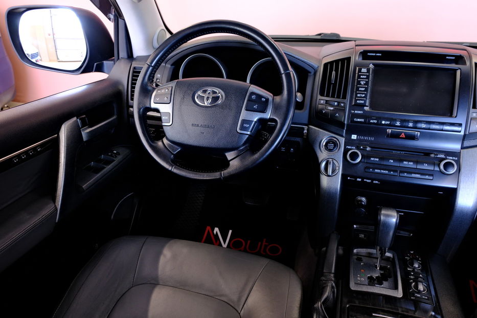 Продам Toyota Land Cruiser 200 2011 года в Одессе