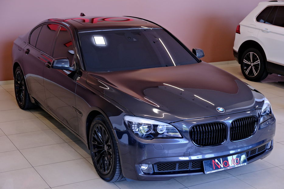 Продам BMW 740 2012 года в Одессе