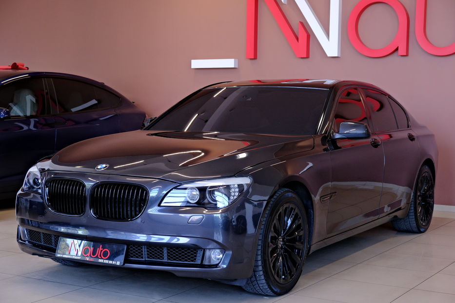 Продам BMW 740 2012 года в Одессе