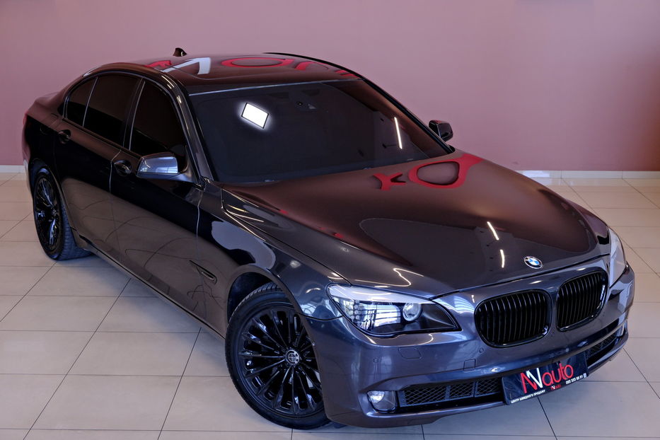 Продам BMW 740 2012 года в Одессе