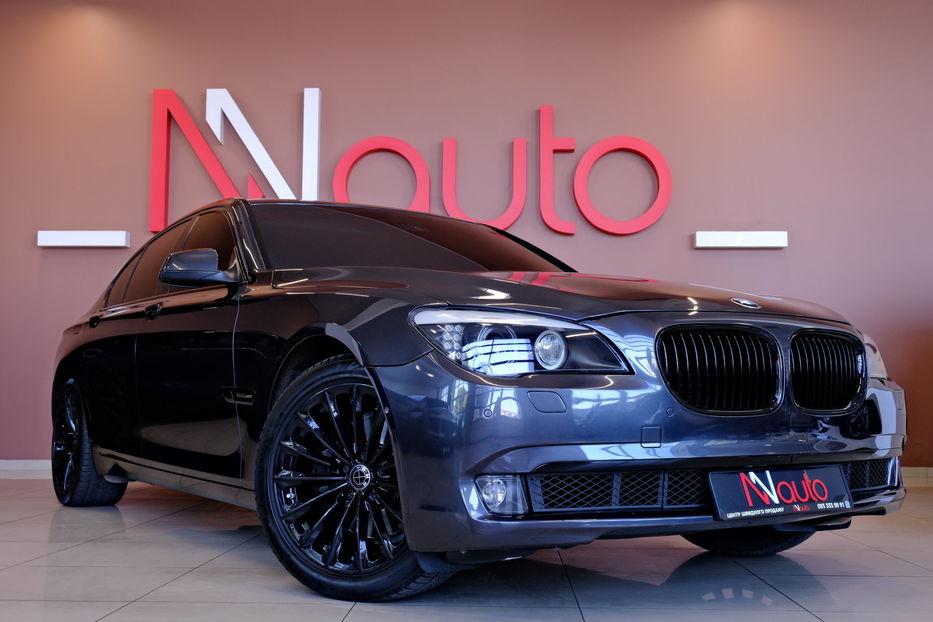 Продам BMW 740 2012 года в Одессе