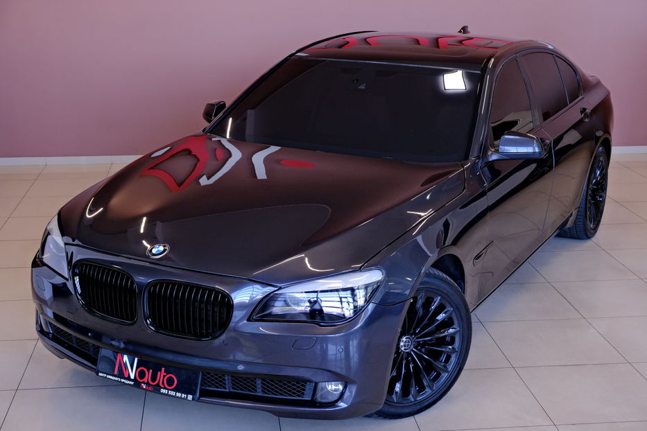 Продам BMW 740 2012 года в Одессе
