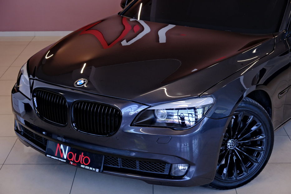 Продам BMW 740 2012 года в Одессе