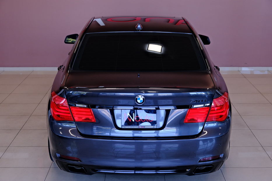 Продам BMW 740 2012 года в Одессе