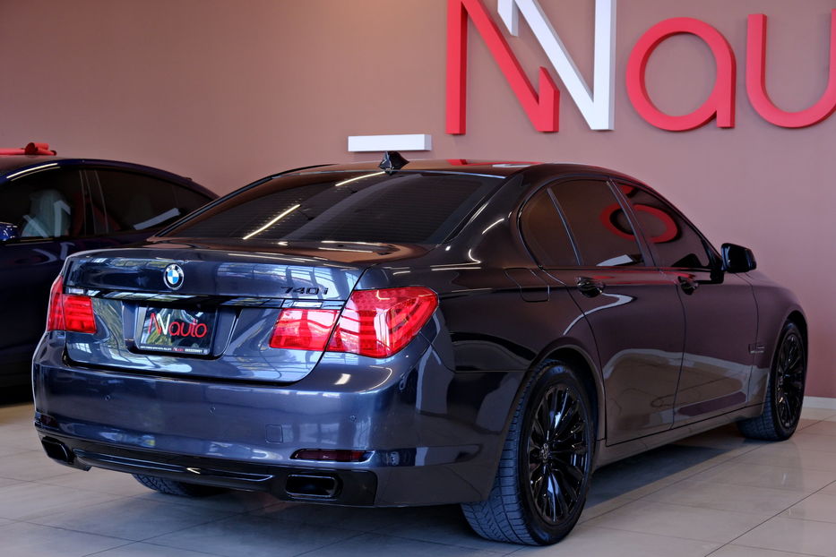 Продам BMW 740 2012 года в Одессе