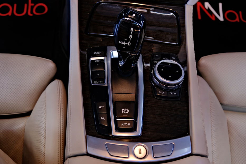 Продам BMW 740 2012 года в Одессе