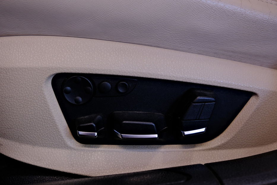 Продам BMW 740 2012 года в Одессе