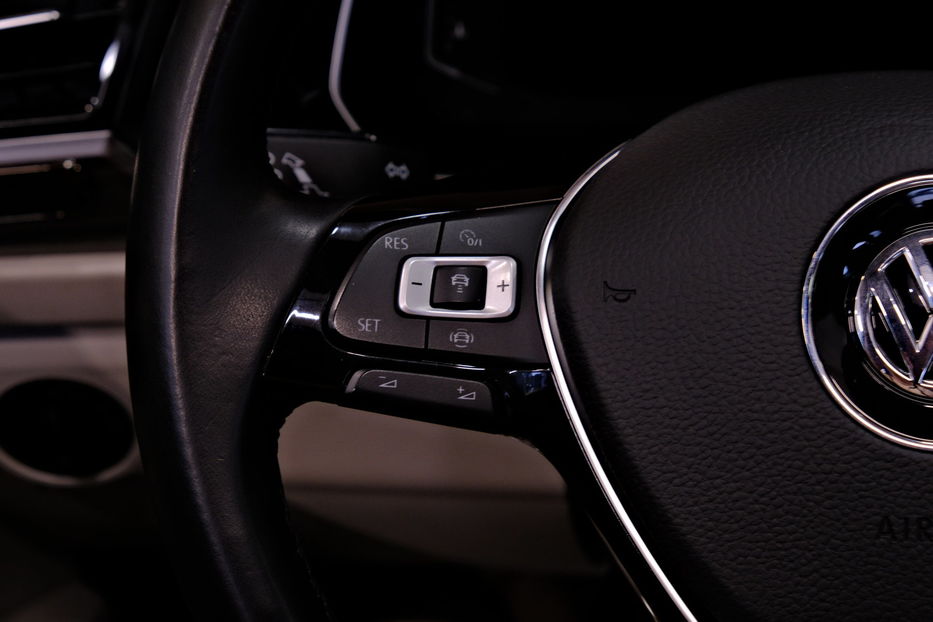 Продам Volkswagen Jetta SEL 2020 года в Одессе