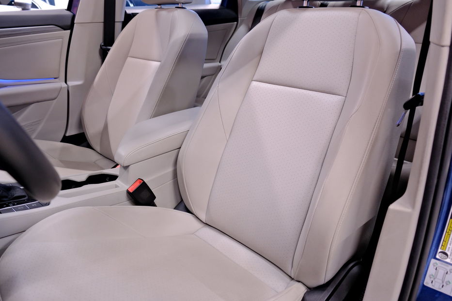 Продам Volkswagen Jetta SEL 2020 года в Одессе