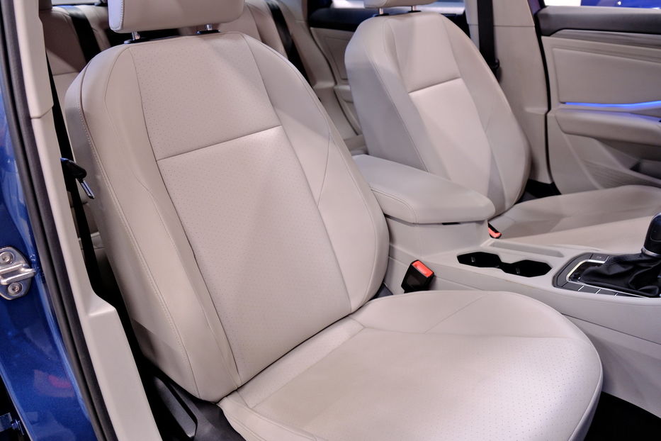 Продам Volkswagen Jetta SEL 2020 года в Одессе