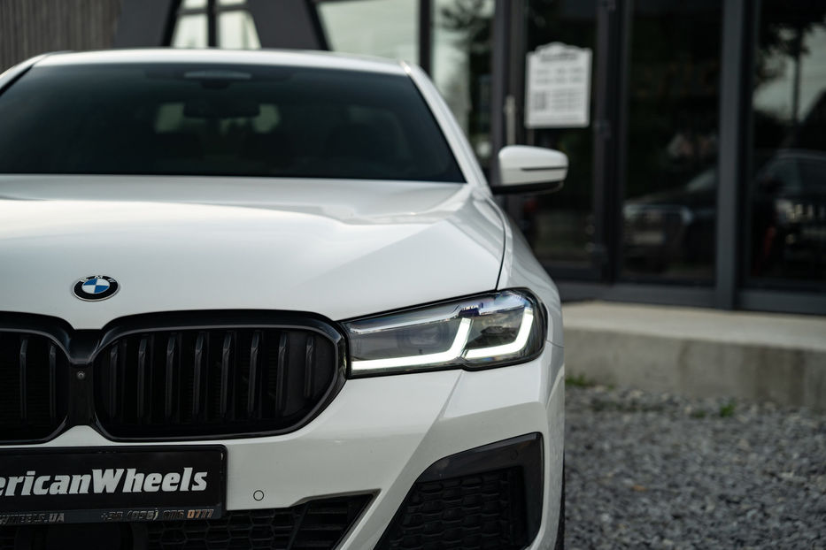 Продам BMW 530 D xDrive 2020 года в Черновцах