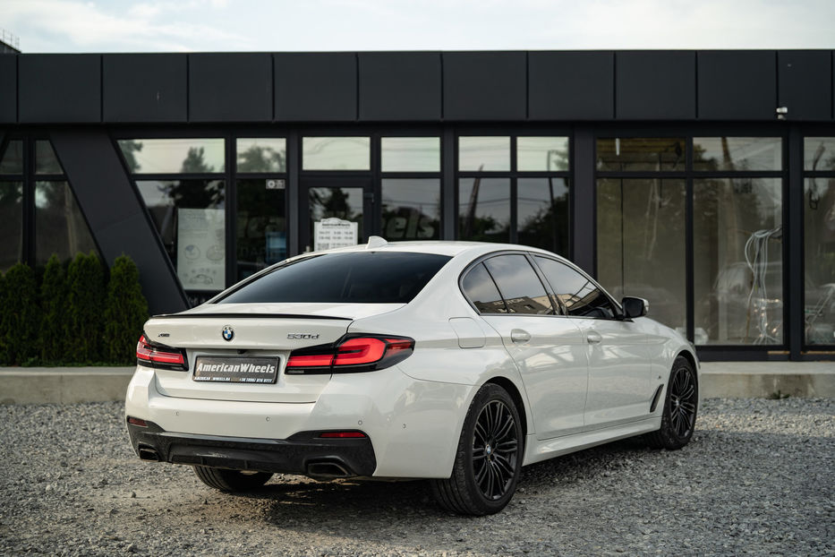 Продам BMW 530 D xDrive 2020 года в Черновцах