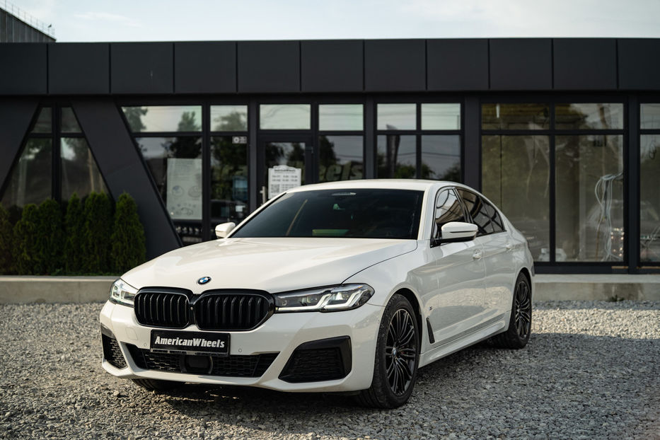 Продам BMW 530 D xDrive 2020 года в Черновцах