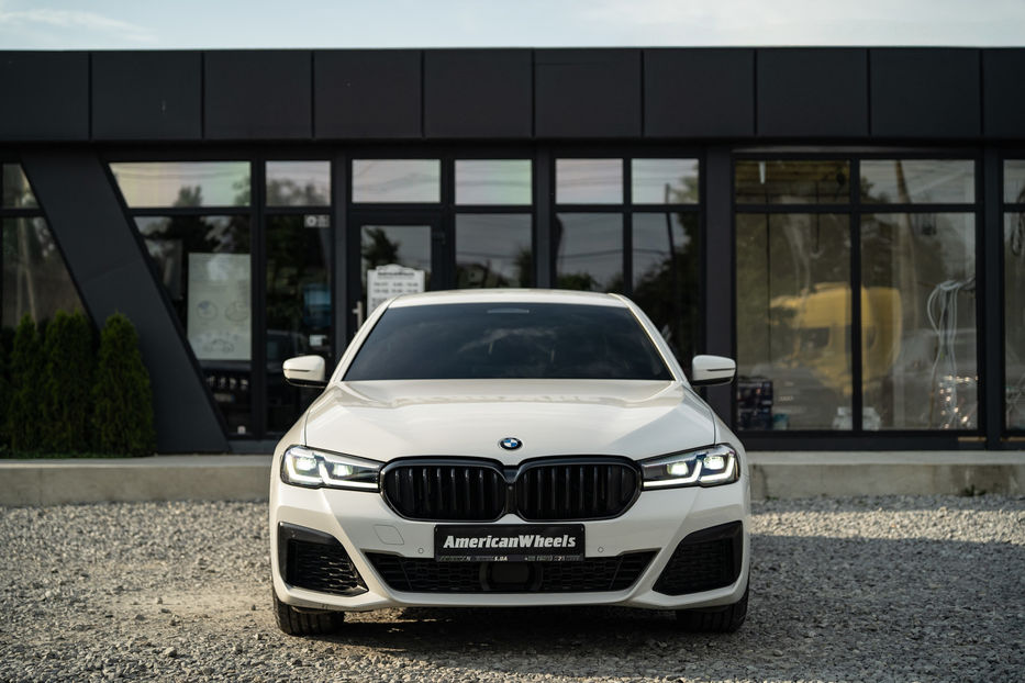 Продам BMW 530 D xDrive 2020 года в Черновцах