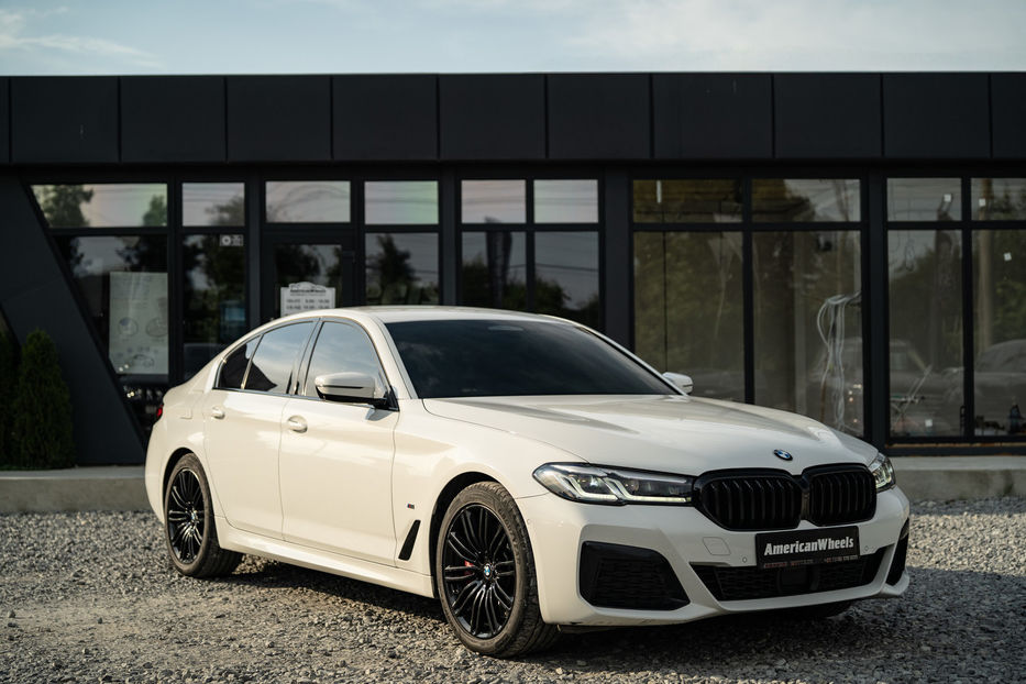 Продам BMW 530 D xDrive 2020 года в Черновцах