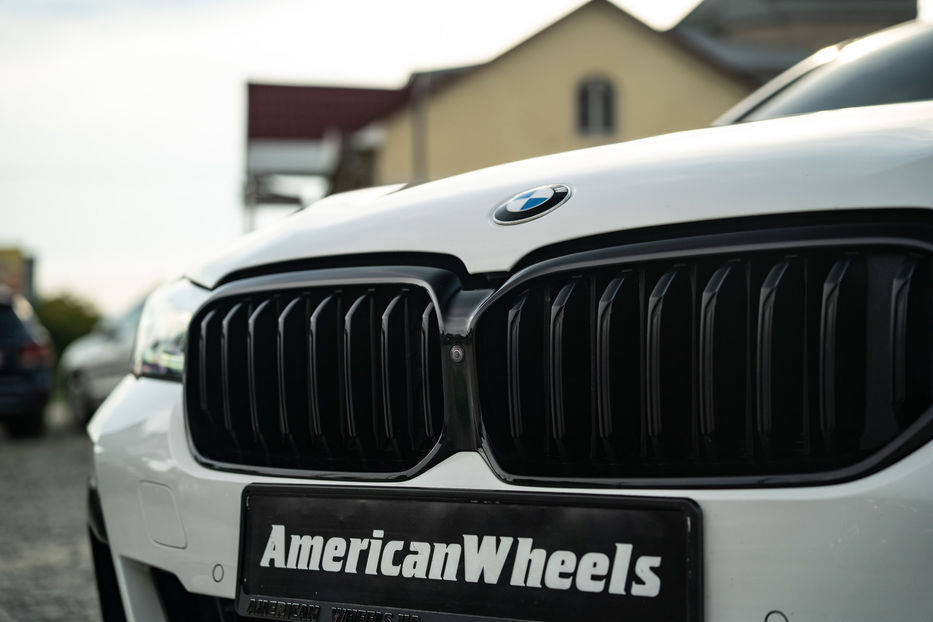Продам BMW 530 D xDrive 2020 года в Черновцах