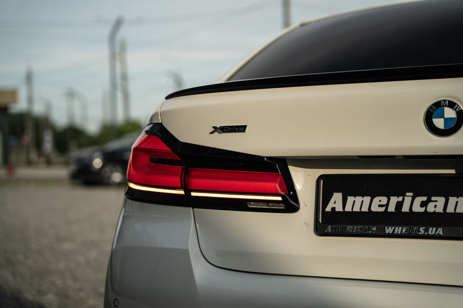 Продам BMW 530 D xDrive 2020 года в Черновцах