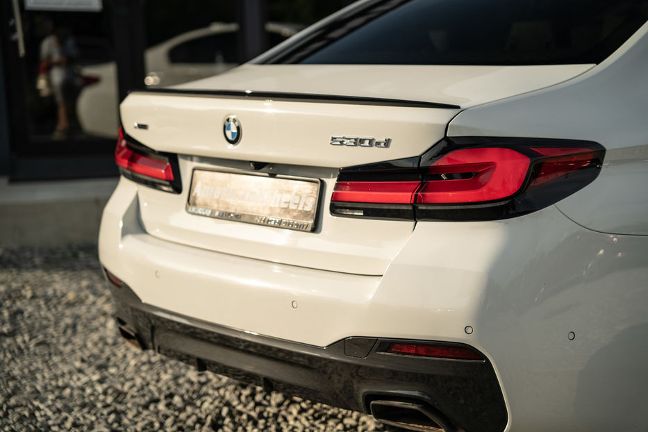 Продам BMW 530 D xDrive 2020 года в Черновцах