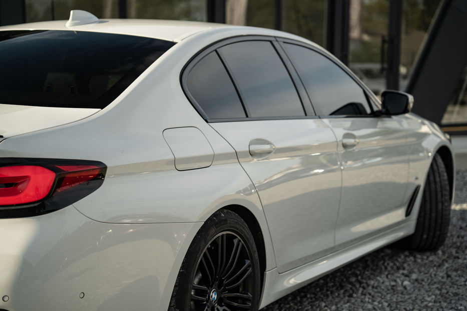 Продам BMW 530 D xDrive 2020 года в Черновцах
