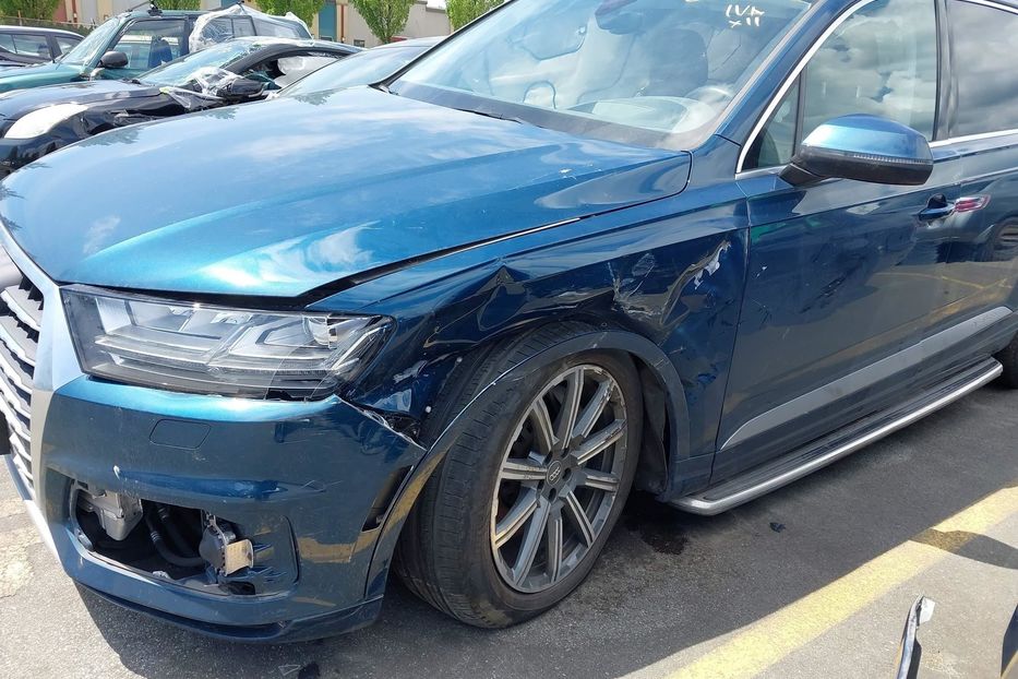 Продам Audi Q7 Prestige 2018 года в Черновцах