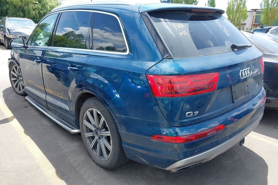 Продам Audi Q7 Prestige 2018 года в Черновцах