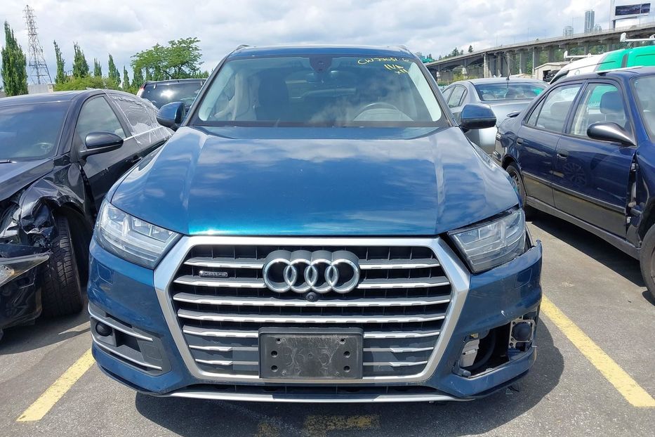 Продам Audi Q7 Prestige 2018 года в Черновцах