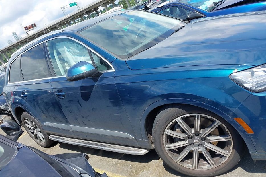 Продам Audi Q7 Prestige 2018 года в Черновцах