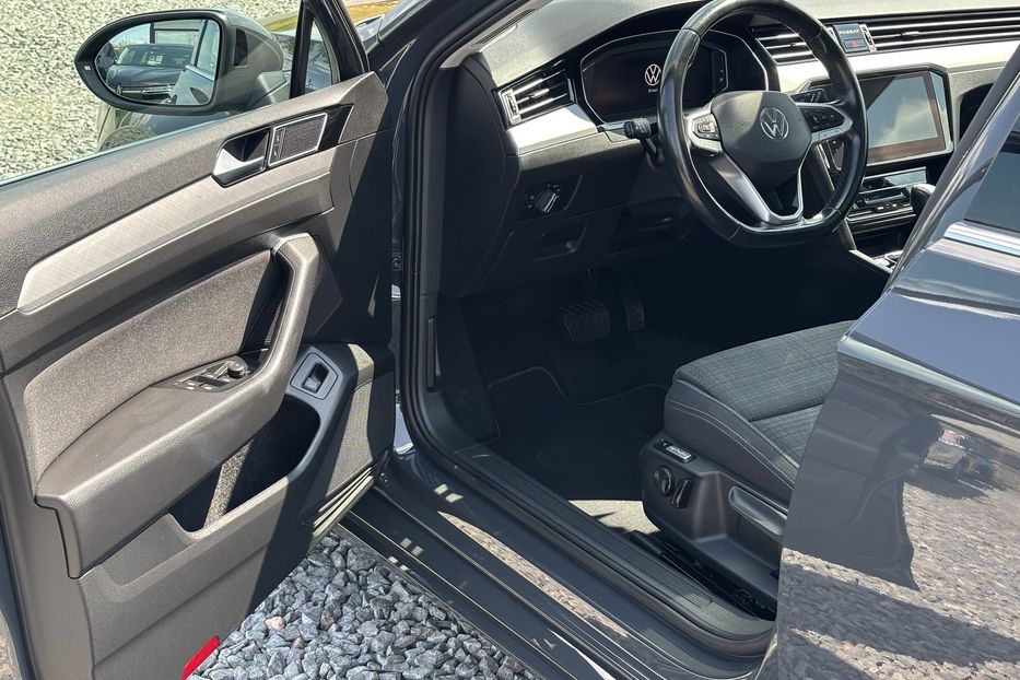 Продам Volkswagen Passat B8 2.0диз 147kw DSG  2021 года в Львове