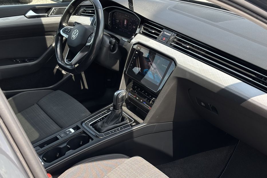Продам Volkswagen Passat B8 2.0диз 147kw DSG  2021 года в Львове