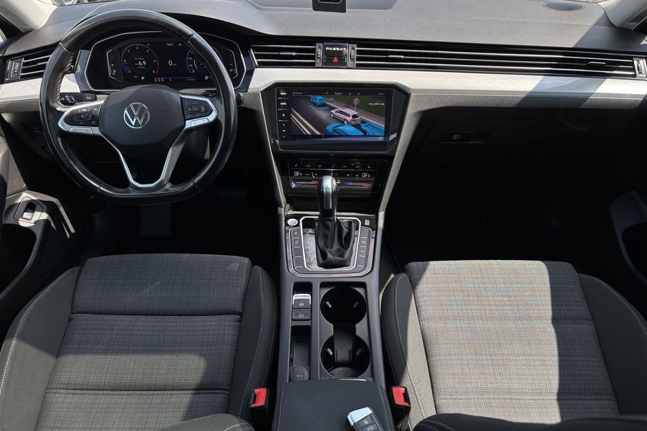 Продам Volkswagen Passat B8 2.0диз 147kw DSG  2021 года в Львове