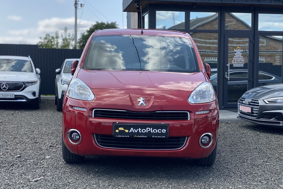 Продам Peugeot Partner пасс. 2014 года в Луцке