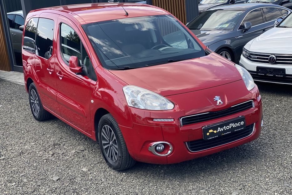 Продам Peugeot Partner пасс. 2014 года в Луцке
