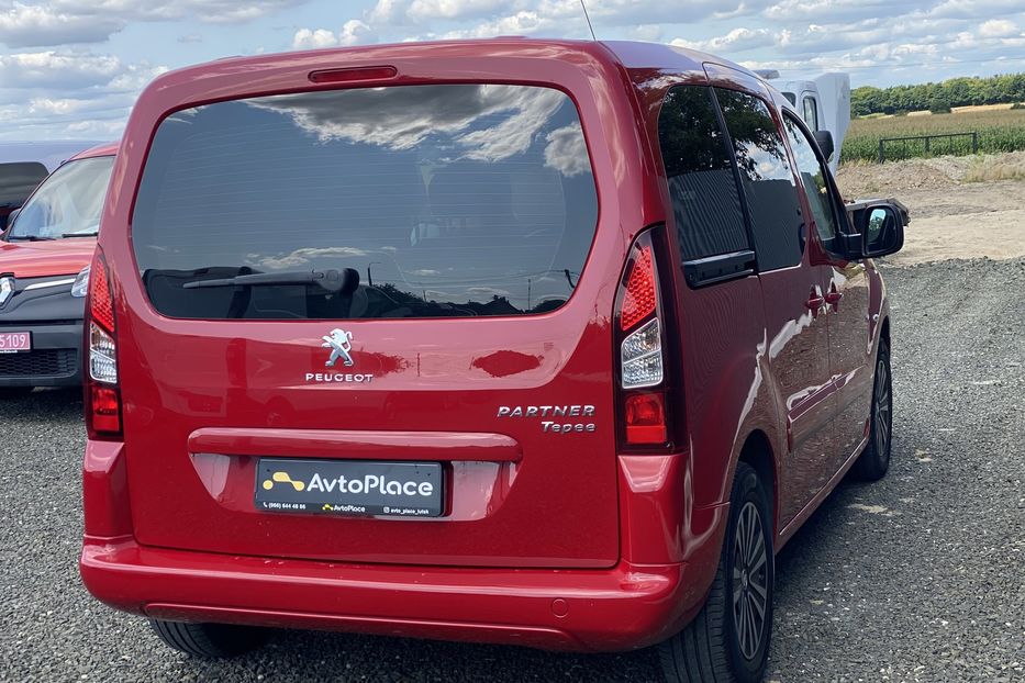 Продам Peugeot Partner пасс. 2014 года в Луцке