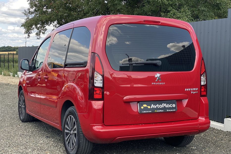 Продам Peugeot Partner пасс. 2014 года в Луцке