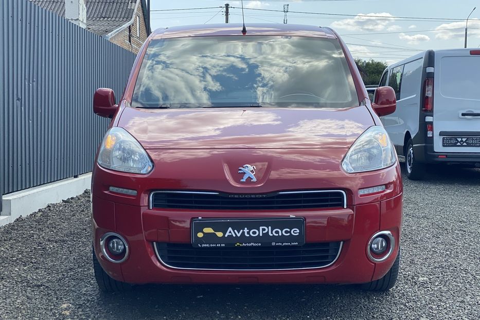 Продам Peugeot Partner пасс. 2014 года в Луцке