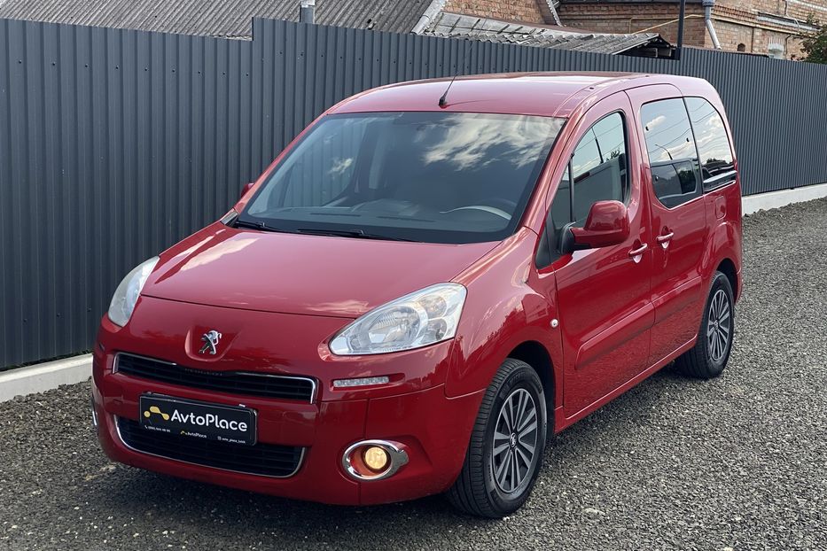 Продам Peugeot Partner пасс. 2014 года в Луцке